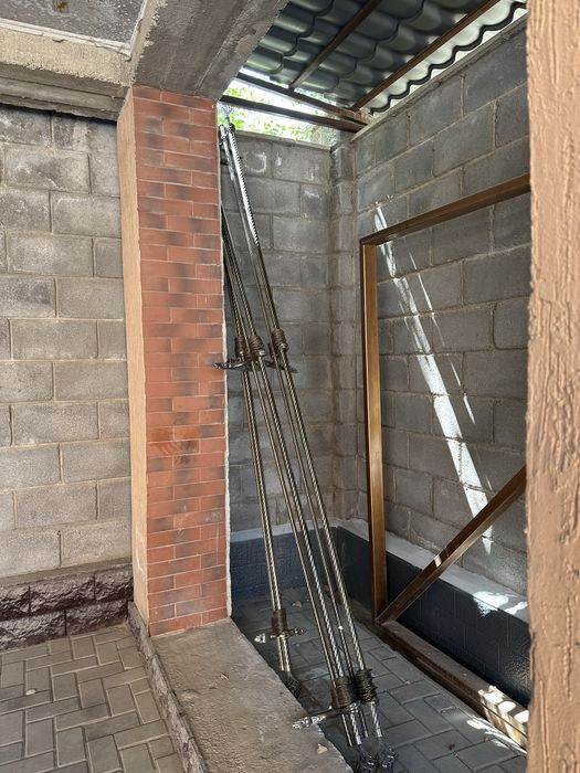 Продается карнизы на шторы