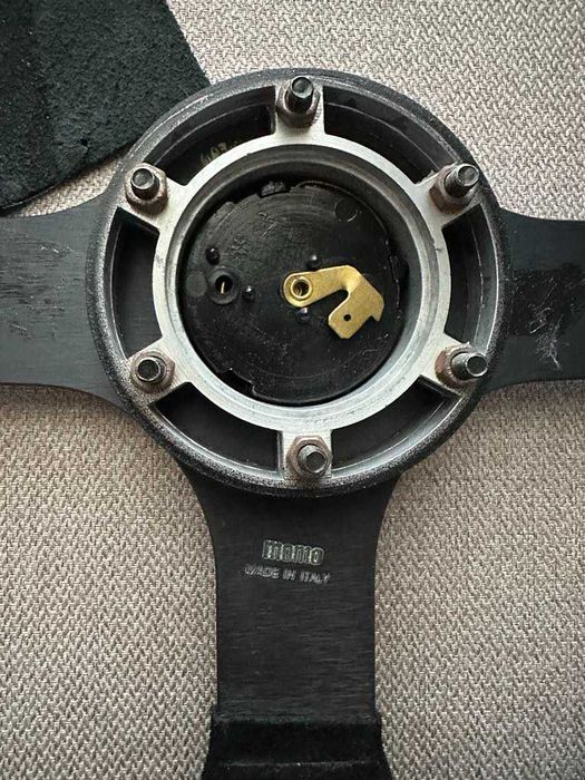 Volan din piele sport MOMO Italy Ferrari / MOMO Steering Wheel Leather / NOU / Diametru 35