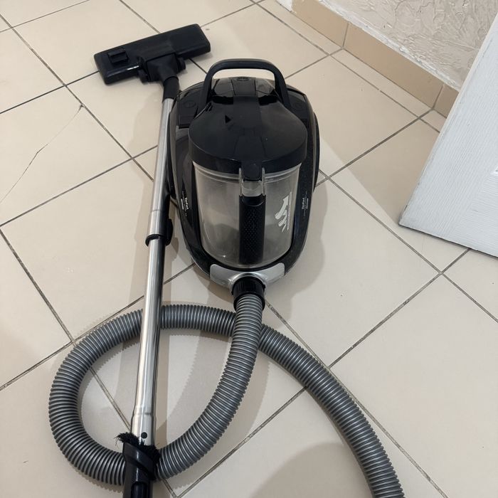 Продам Пылесос Tefal Compact Power XXL TW4B25EA черный