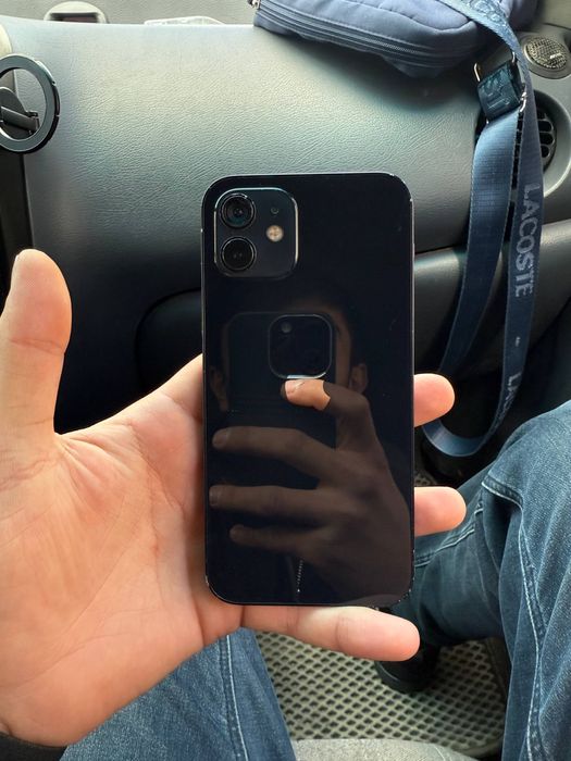 Iphone 12 128gb …….