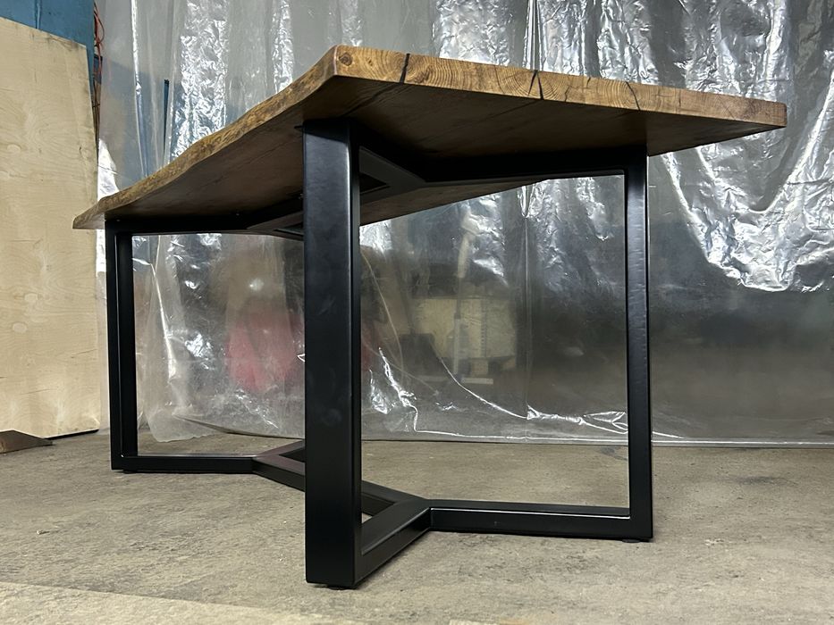 Продам стол из массива дуба