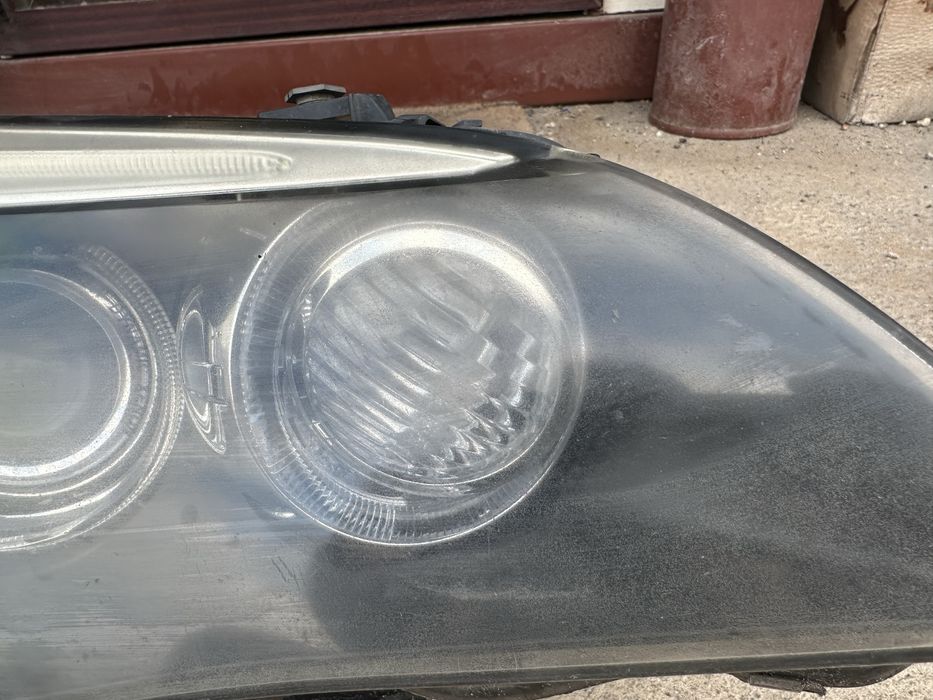 Фар десен Dynamic Xenon за BMW E60/E61 face за ремонт!