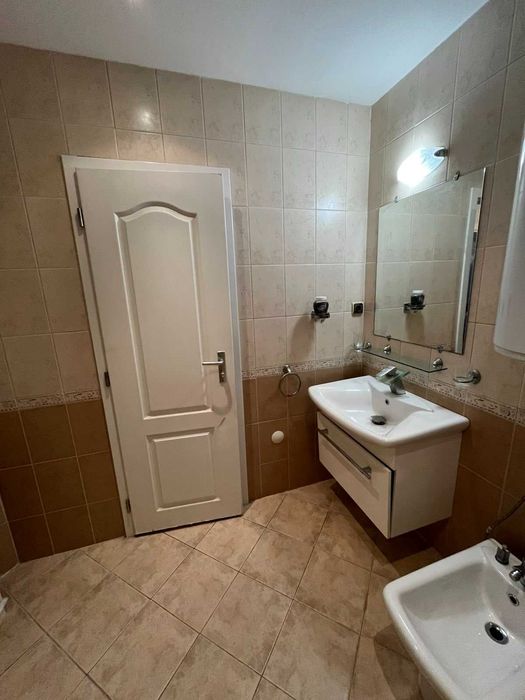 Продава се Тристаен апартамент в Варна, Възраждане 1 - 96 кв.м за 1459 €/кв.м - Снимка #17
