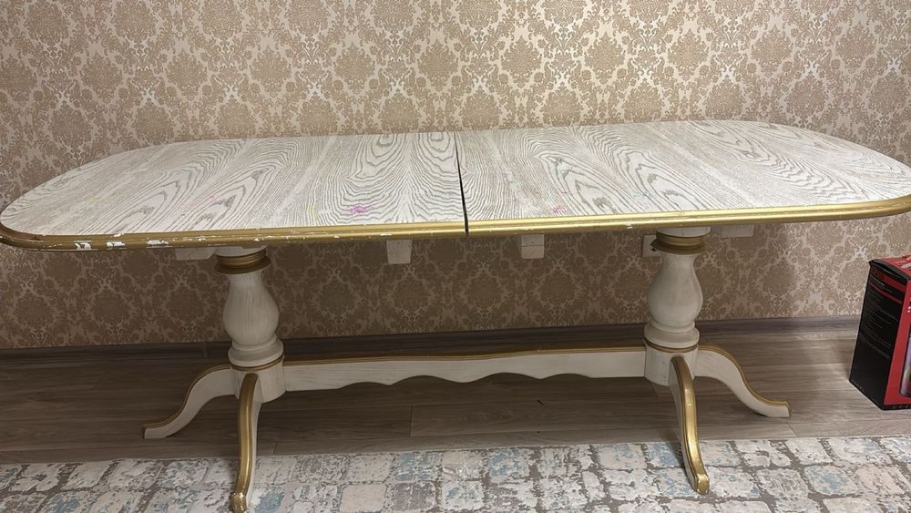 Продаю стол , диван с креслами и раскладной диван