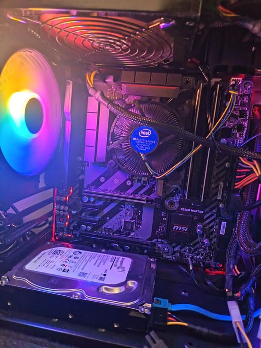 Дъно MSI B250M mortar с процесор и рам