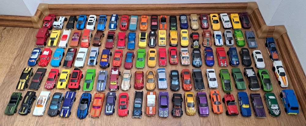 Masinute HOT WHEELS diferite modele