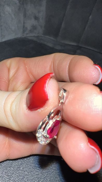 Pandantiv de argint cu piatră roz