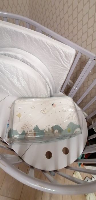 Кроватка детскся