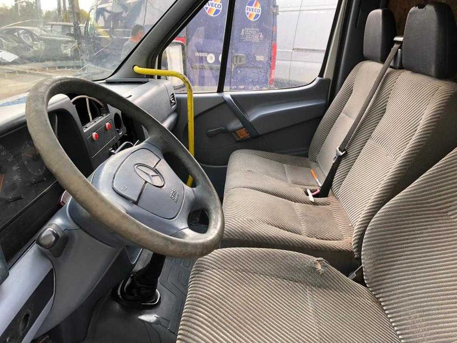 DEZMEMBREZ Mercedes SPRINTER 312 2.9 TD 122 cp 5 PISTOANE 1997 Targoviste •  OLX.ro