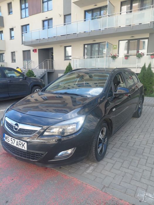 Opel Astra J 2014 1.7 cdti