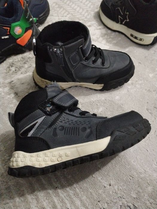 Кроссовки на мальчика