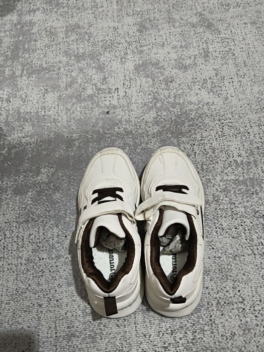 Детская обувь по 1.000 тенге