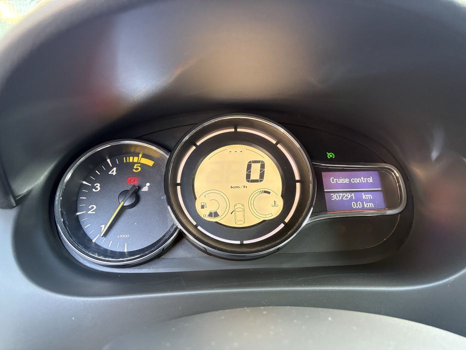 Renault Fluence GT