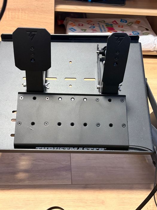 Thrustmaster T598-P + Ferrari SF1000 + Playseat f1