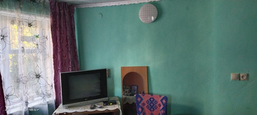 Продам дачу за понтоным мостом  С\О Колос.