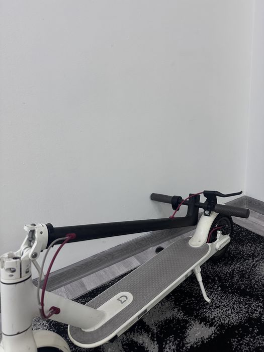 Электросамокат m365