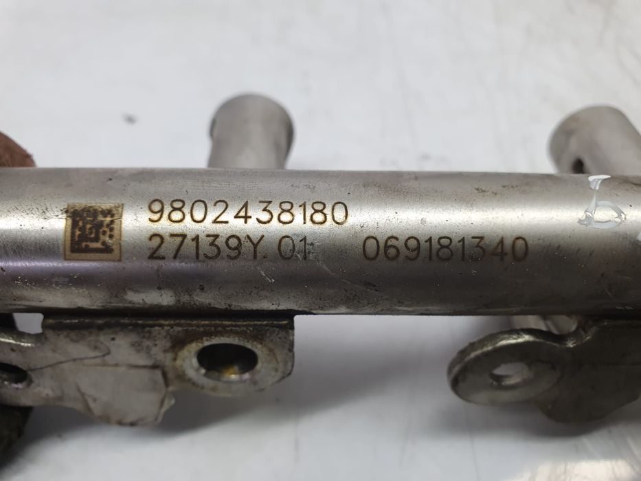 Rampa injectoare 9802438180 1.2 benzina HN01 Citroen C4 Picasso 2 [20
