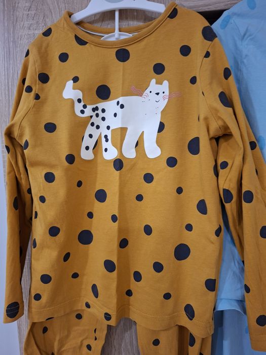 Лот пролетни дрехи за момиче, размер 116-122см.