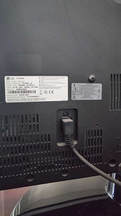 TV LG LCD 37LH4000
