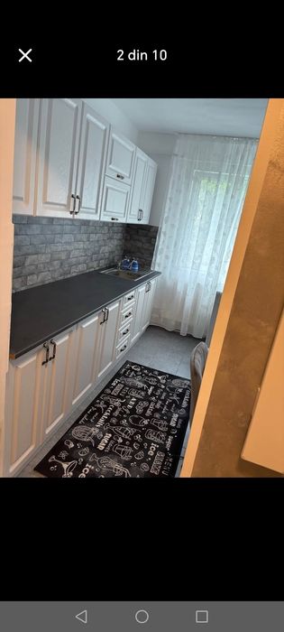 Închiriez apartament 3 camere
