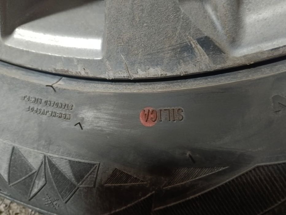 Продам 285/50/20