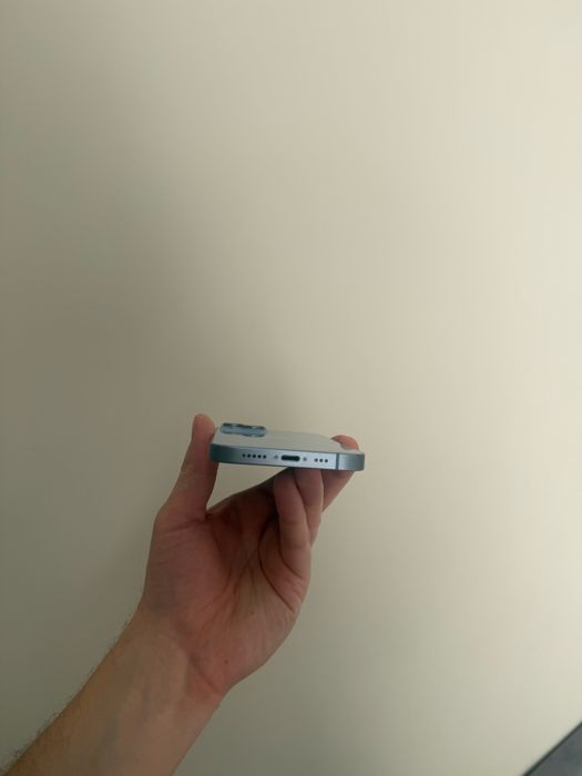 Продам iphone 14 128 gb