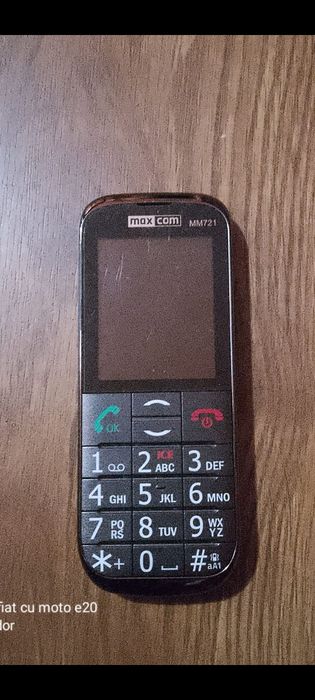 Vând telefon cu butoane Pentru Seniori