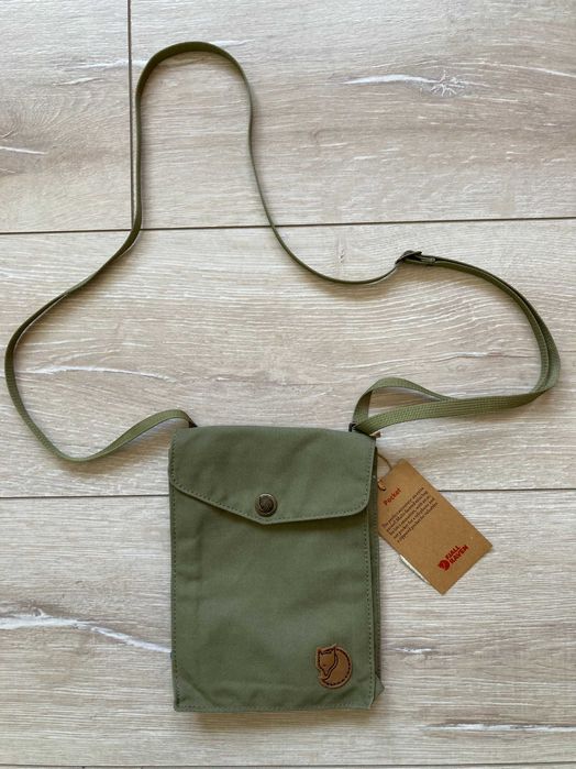 НОВО Fjall Raven FjallRaven Pocket Shoulder bag чанта портмоне раница