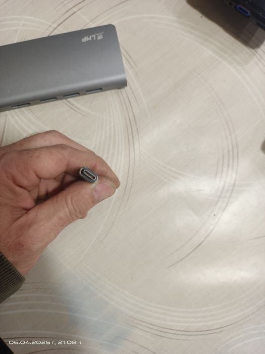 Докинг станция USB-c