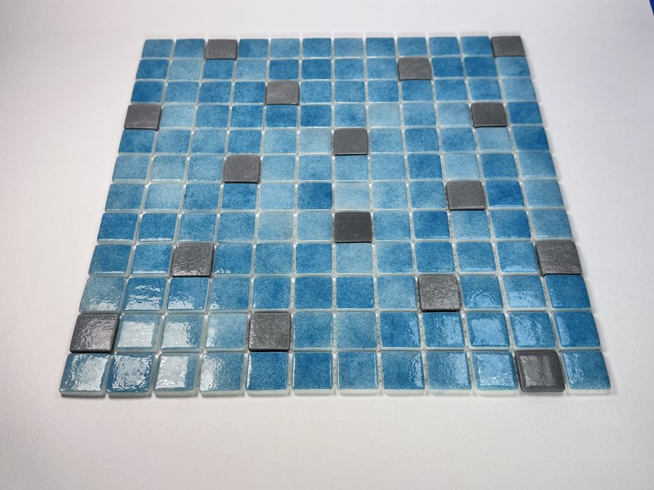 Кафель для бассейна майолика мозайка