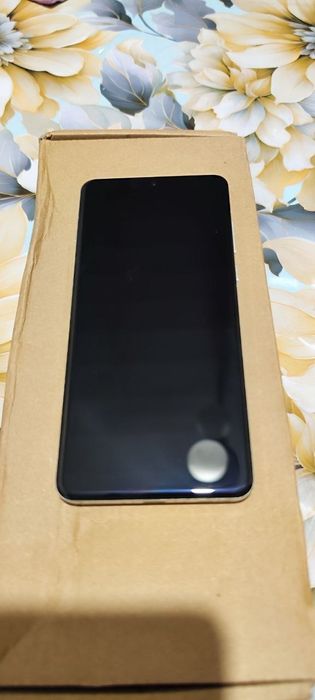 Продается телефон OnePlus 13 16/512GB India Global Version