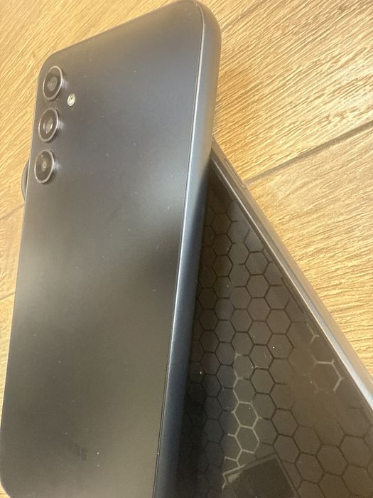 Samsung a34 5G 6/128gb перфектен!