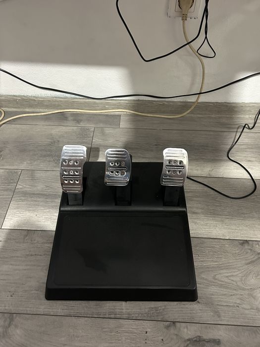 Volan thrustmaster t300rs (nu logitech)