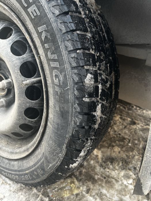 Продам р14резину с диском от кобальта