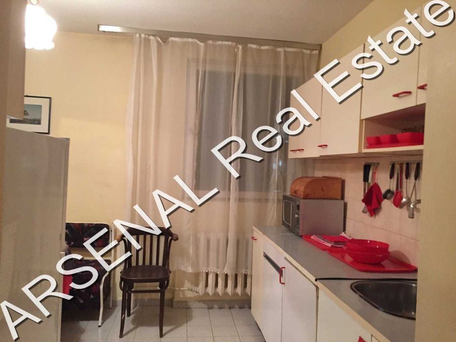 Дава се под наем Тристаен апартамент в София, Младост 4 - 100 кв.м за 500 € - Снимка #1