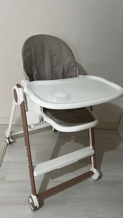 Стульчик для кормления Berny