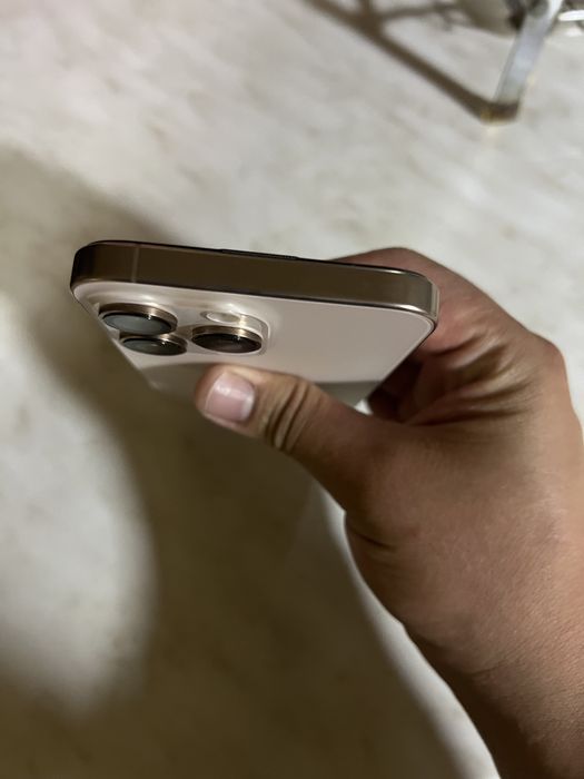 Iphone 16ProMax idial holatda