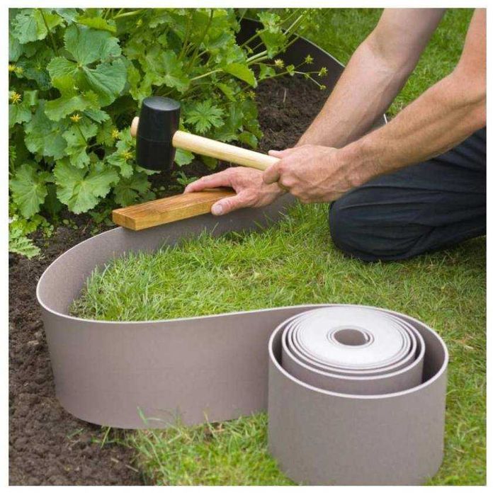 Градински кант, кафяв, 8 м, 12.7 см, 3,0 мм., с 6 колчета за вкопаване