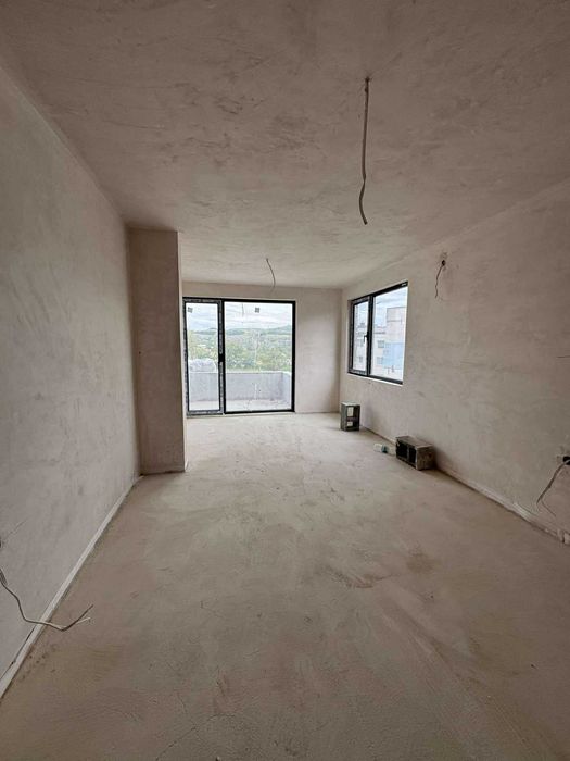 Продава се Двустаен апартамент в Айтос - 65 кв.м за 850 €/кв.м - Снимка #1