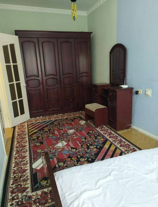 Сдам 4-х комнатную квартиру