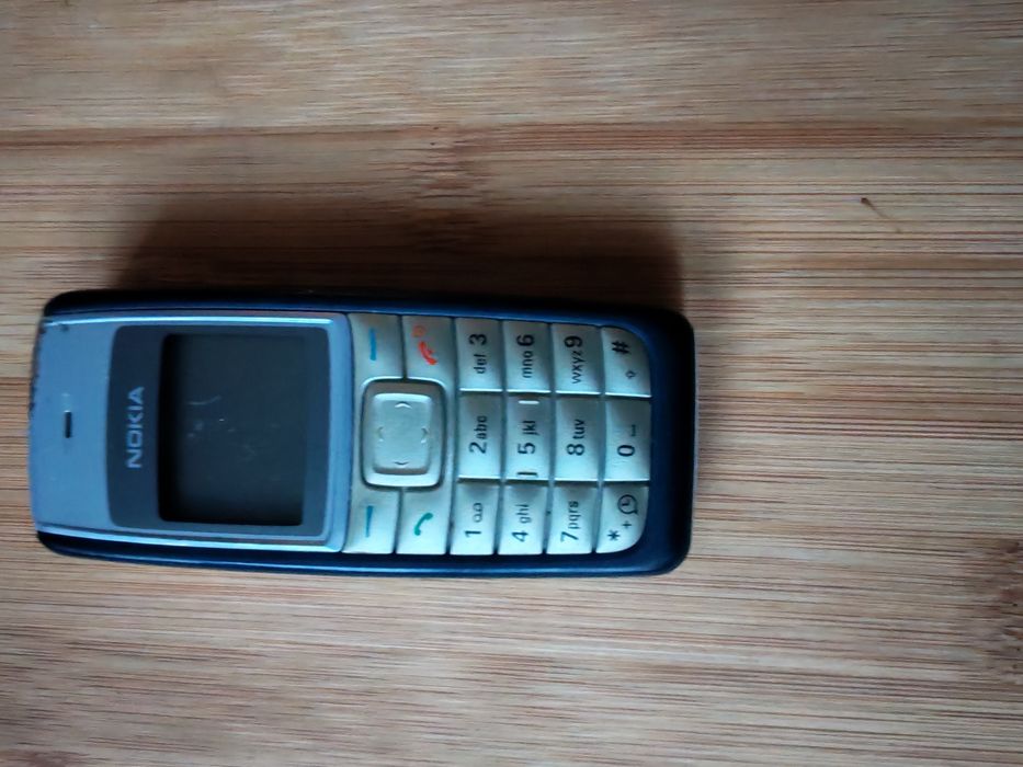 Nokia 1100 și Nokia 1112