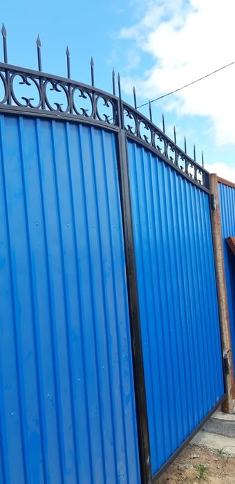 Забор. Ворота...