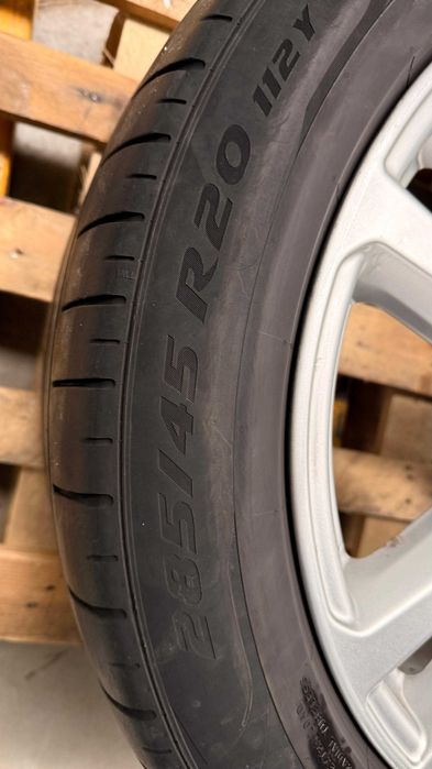 Jante Audi Q7 Originale R20 Cauciucuri 285 45 R20 Pirelli