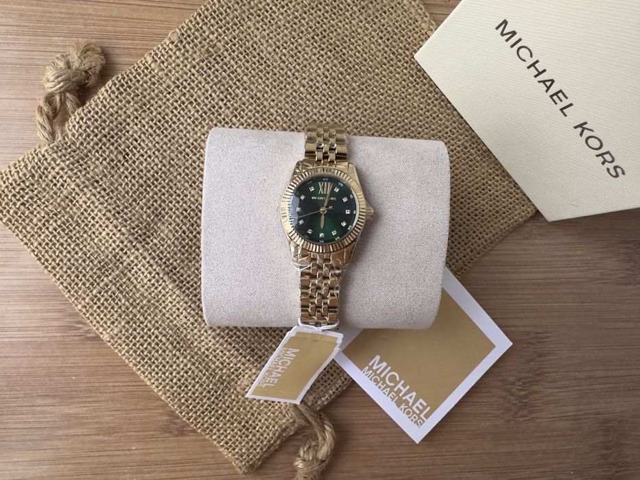 Ceas Michael Kors Lexington Three Hand MK4842 - 26mm diametrul Nou