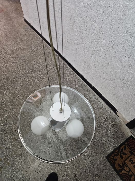 Полилей с три крушки