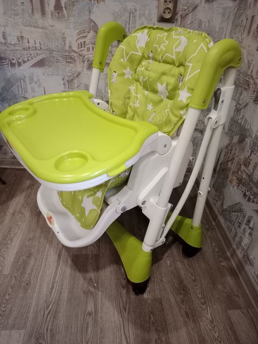 Детский стул для кормления