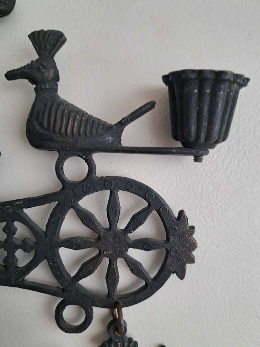 Cruce bizantină
Suport de lumânare din alamă și bronz
Patinat vintage