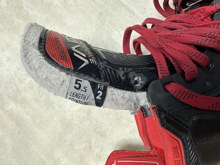Продам профессиональные хоккейные коньки Bauer 3x Pro