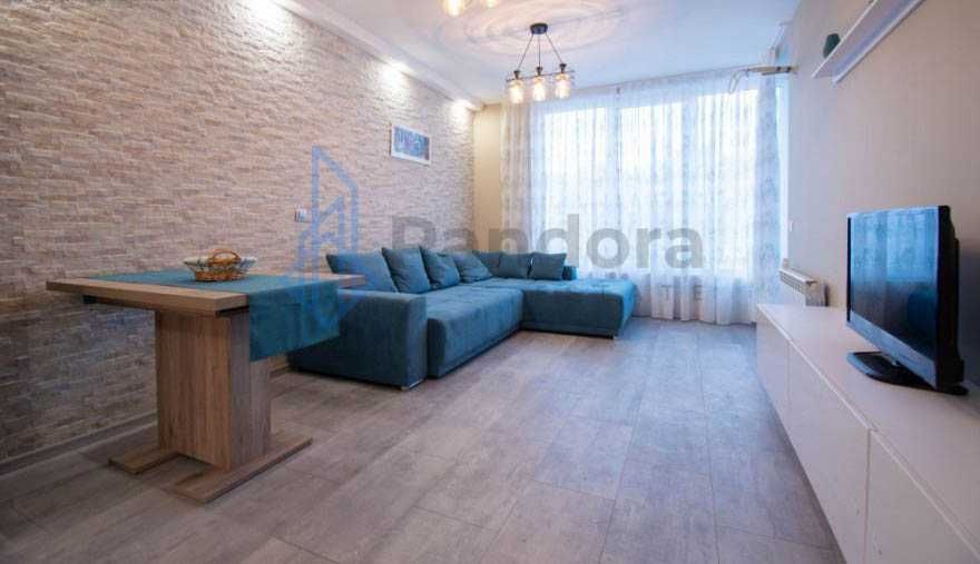 Луксозен Двустаен апартамент под наем в кв, Банишора