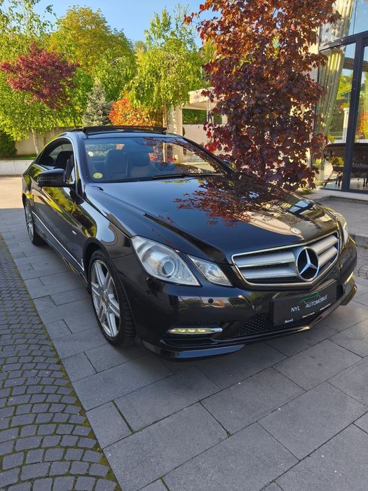 Mercedes-Benz E Mercedes-Benz E220 CDI - Pachet AMG